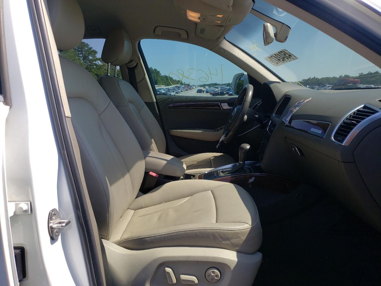 Photo 5 from auction – 2012 AUDI Q5 PREMIUM with VIN WA1CFAFP0CA070824
