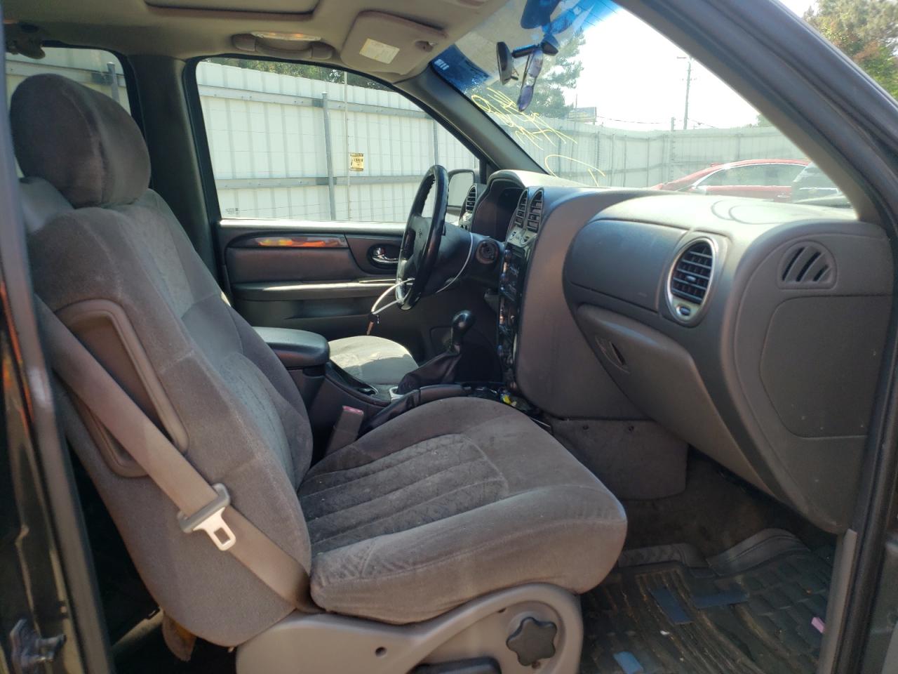 Photo 5 from auction – 2003 GMC ENVOY with VIN 1GKDT13S232380189
