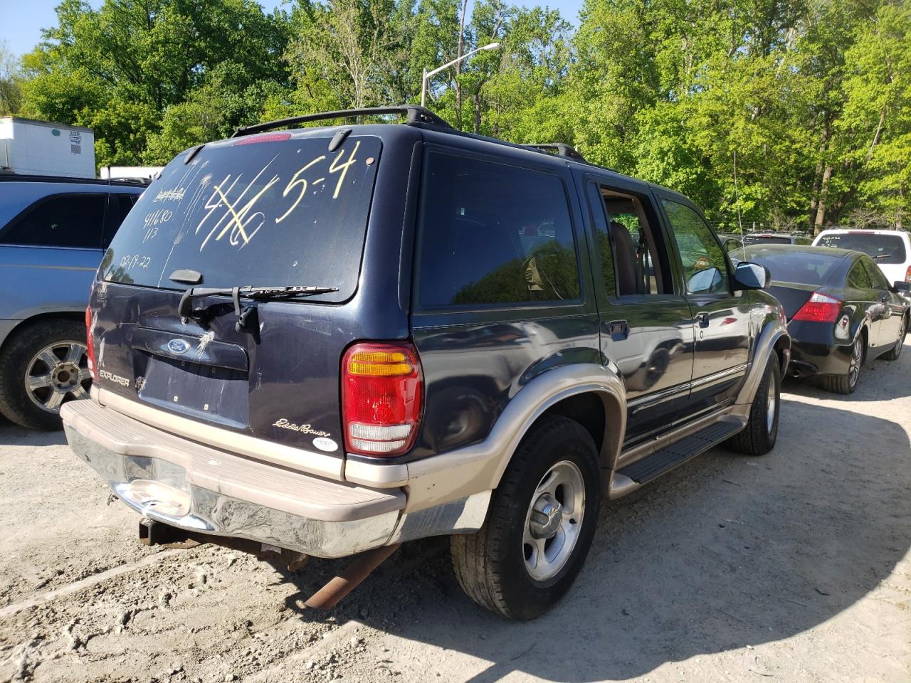 Photo 4 from auction – 2000 FORD EXPLORER E with VIN 1FMZU74E4YZA73501