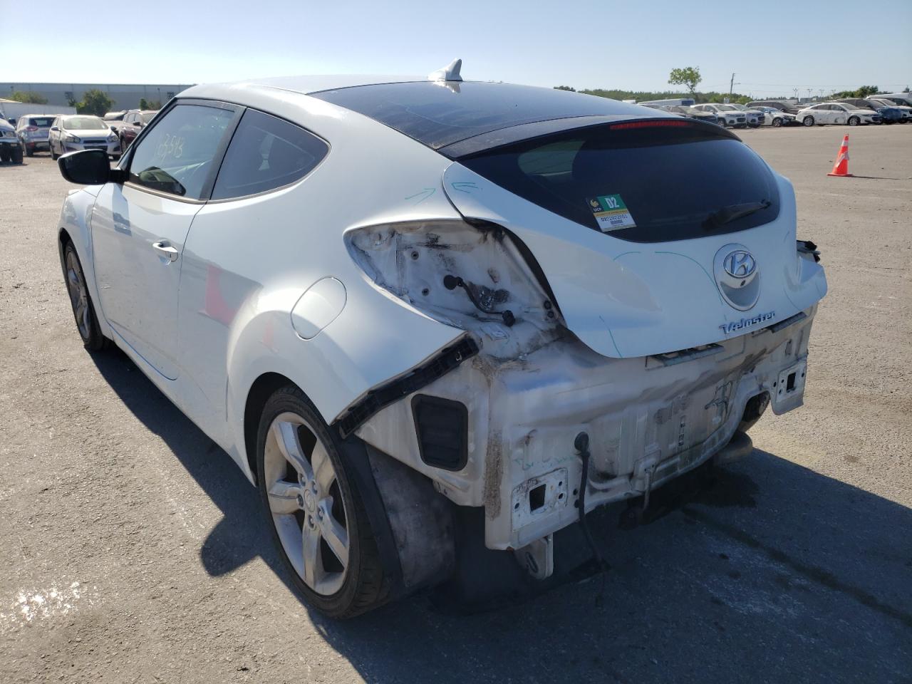 Photo 3 from auction – 2014 HYUNDAI VELOSTER with VIN KMHTC6AD9EU207751