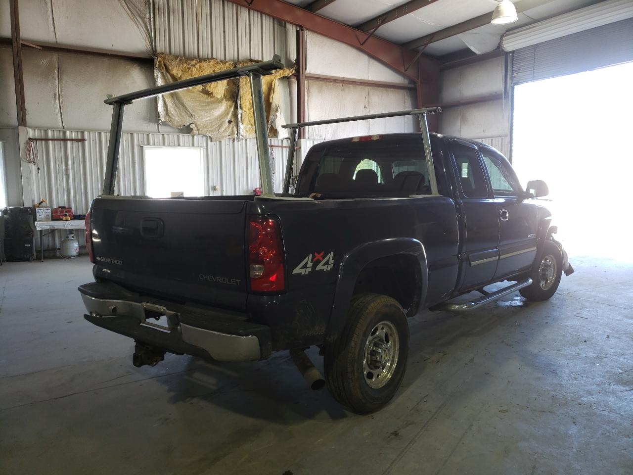 Photo 14 from auction – 2005 CHEVROLET SILVERADO with VIN 1GCHK29U95E288528