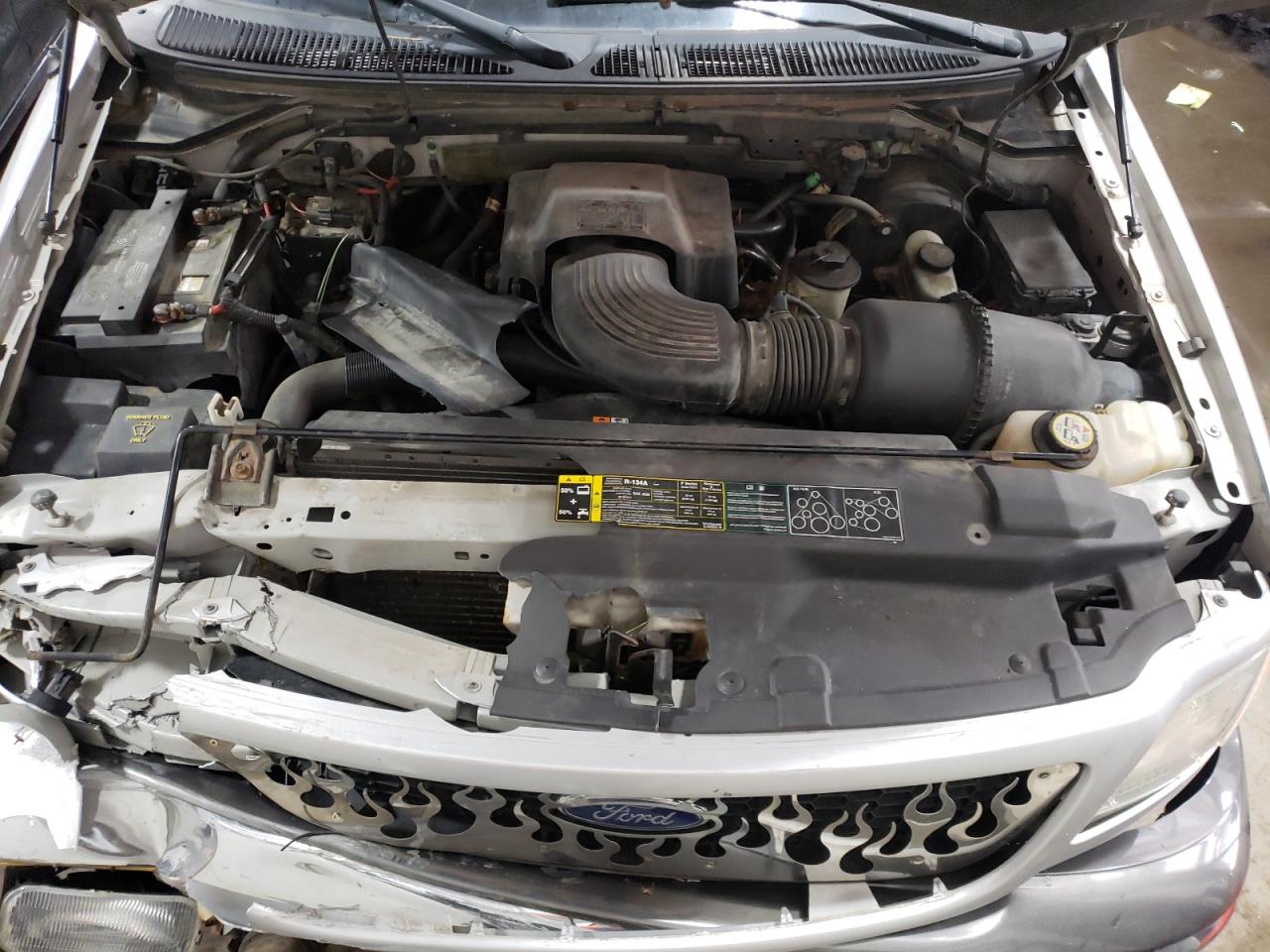 Foto 7 de la subasta – 2002 FORD F150 con VIN 1FTRX18L22NA35880