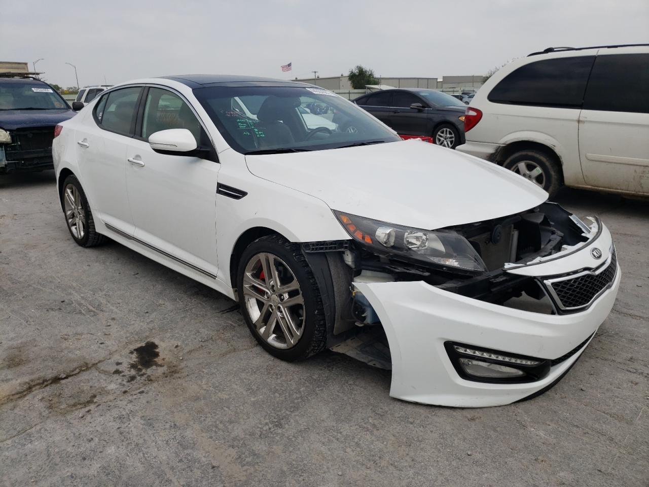KIA OPTIMA SX 2013 with VIN 5XXGR4A69DG095113 - Photo from auction