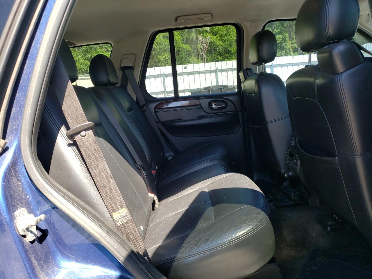 Photo 6 from auction – 2005 GMC ENVOY with VIN 1GKDS13S052259523