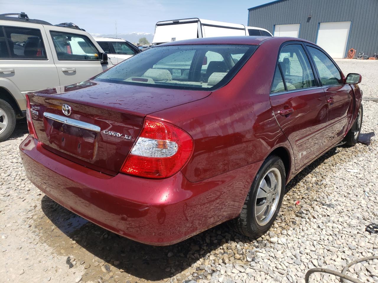 Photo 4 from auction – 2004 TOYOTA CAMRY LE with VIN 4T1BE32K84U310112