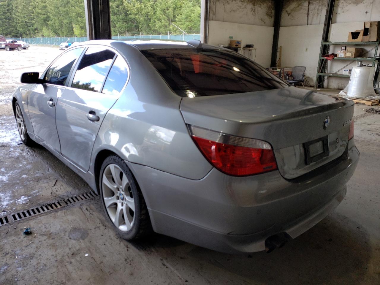 Photo 3 from auction – 2006 BMW 550 I with VIN WBANB53506CP02621