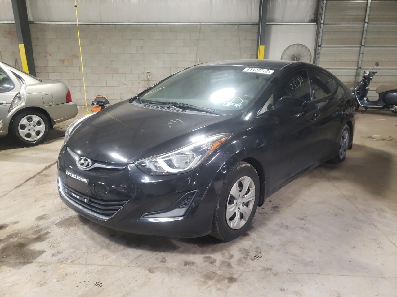 Photo 2 from auction – 2016 HYUNDAI ELANTRA SE with VIN 5NPDH4AEXGH794580