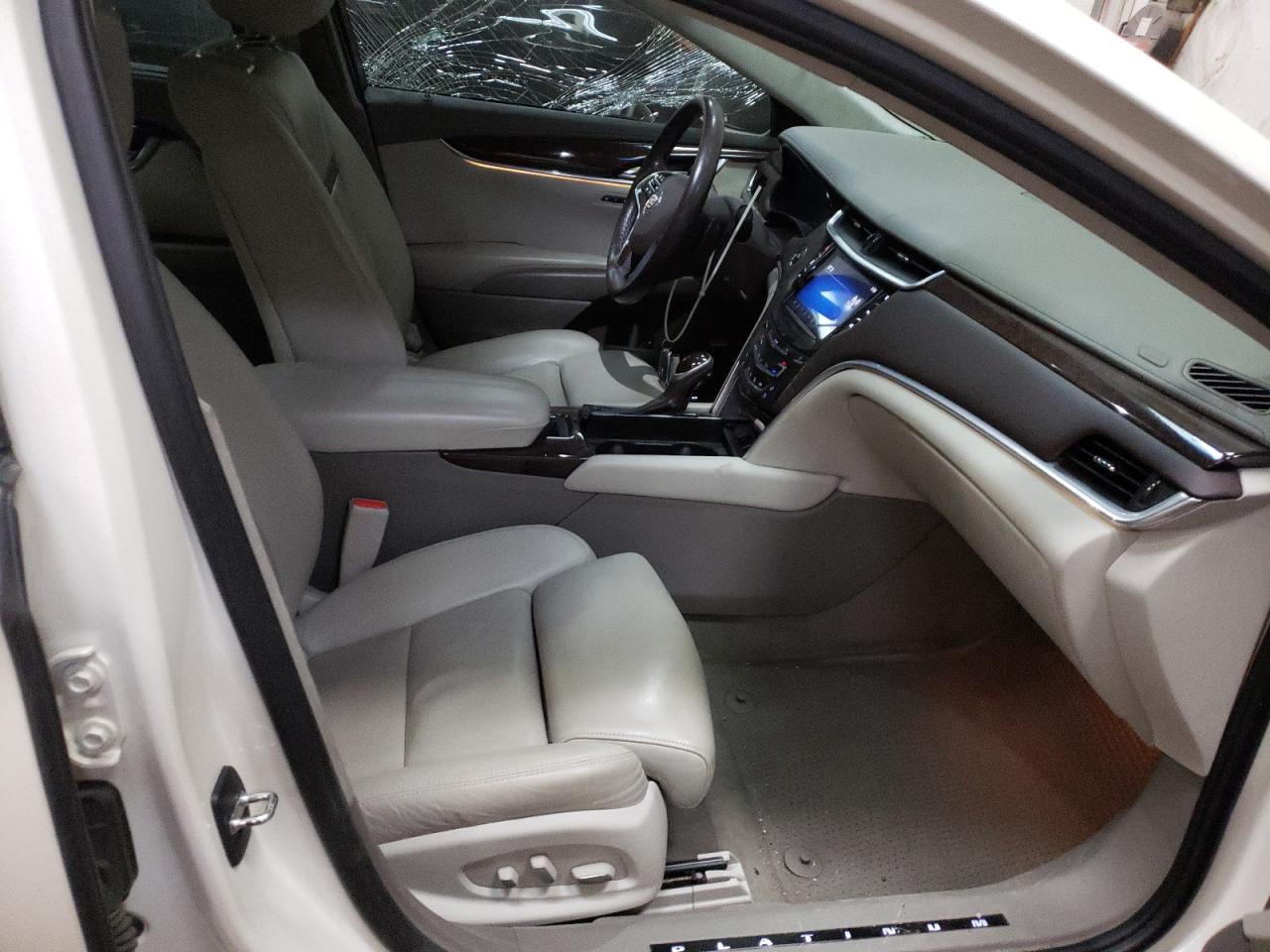 Photo 5 from auction – 2015 CADILLAC XTS PLATIN with VIN 2G61S5S35F9118677