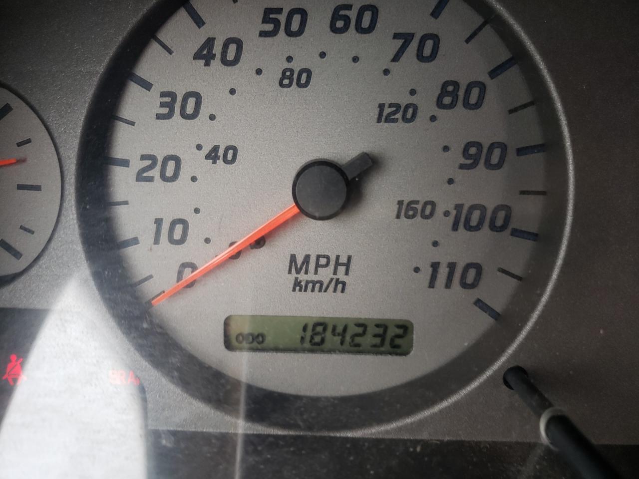 Photo 8 from auction – 2001 NISSAN FRONTIER K with VIN 1N6ED26T41C356780