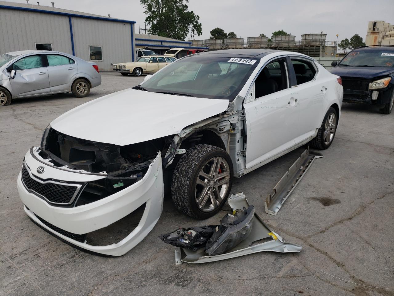Photo 2 from auction – 2013 KIA OPTIMA SX with VIN 5XXGR4A69DG095113