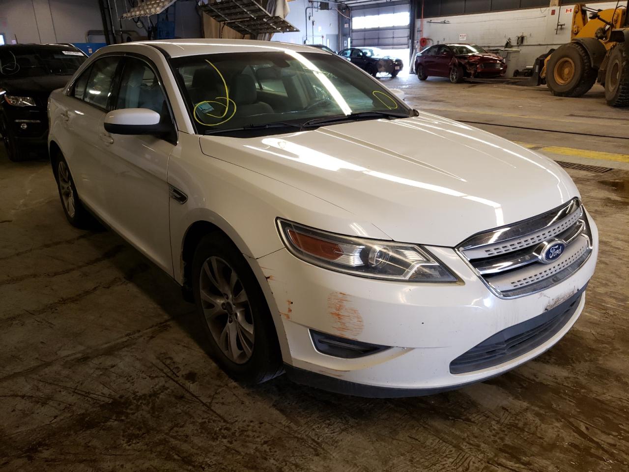FORD TAURUS SEL 2011 with VIN 1FAHP2HW0BG109304 - Photo from auction