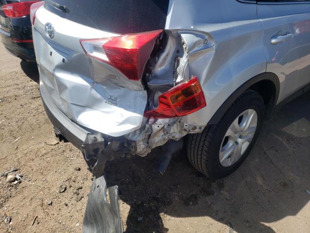 Photo 9 from auction – 2015 TOYOTA RAV4 LE with VIN JTMBFREV4FD159900
