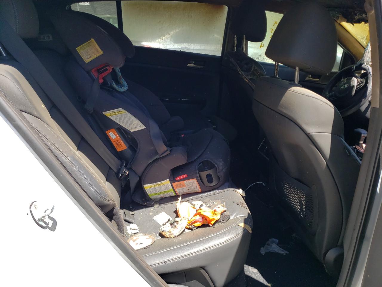 Photo 6 from auction – 2018 KIA SPORTAGE E with VIN KNDPNCACXJ7301149