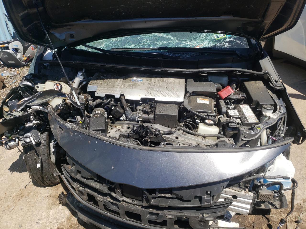 Photo 7 from auction – 2017 TOYOTA PRIUS PRIM with VIN JTDKARFP0H3011430
