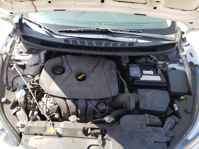 Photo 7 from auction – 2016 HYUNDAI ELANTRA SE with VIN 5NPDH4AE1GH774508