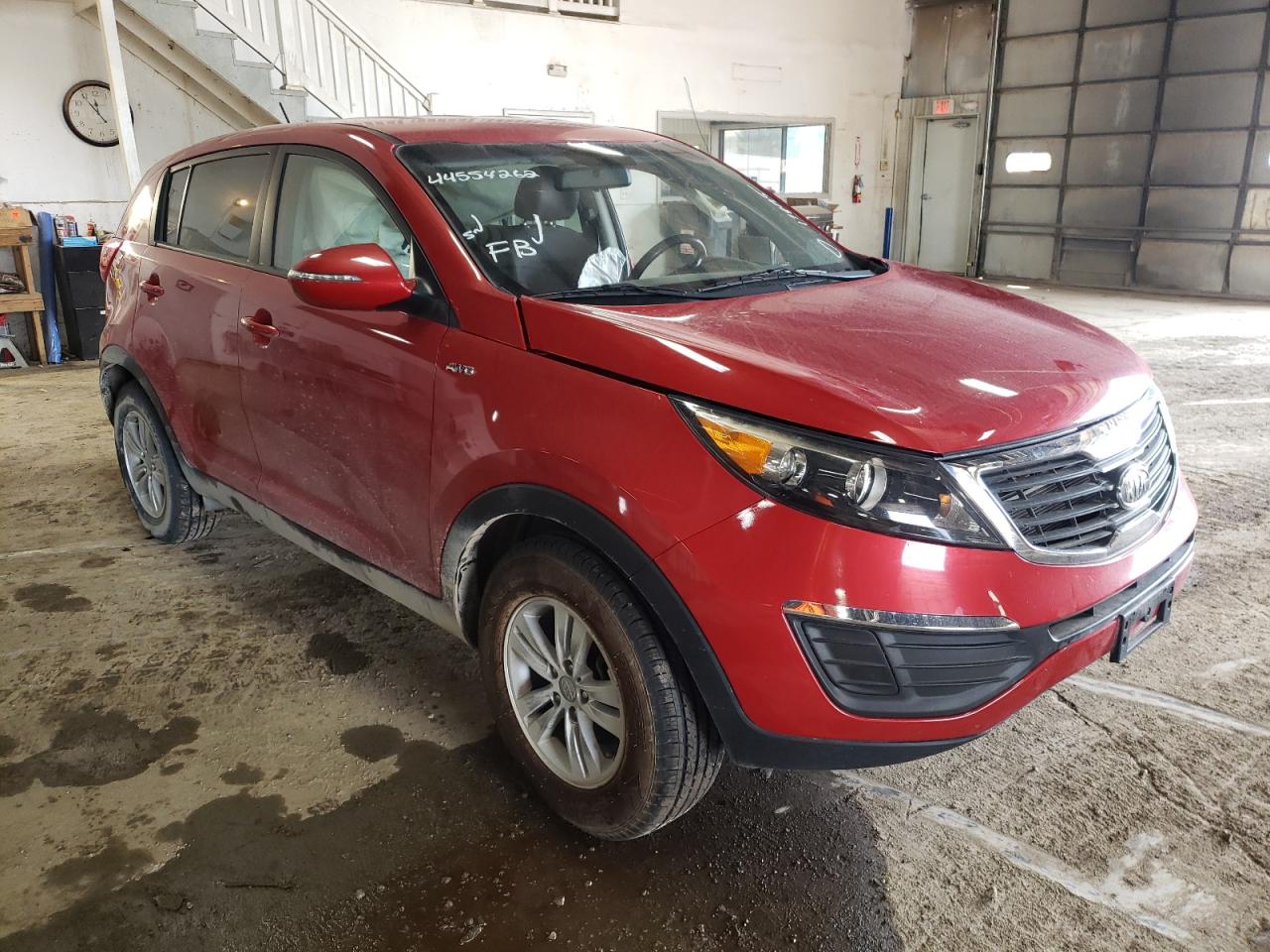 KIA SPORTAGE L 2011 with VIN KNDPBCA23B7116104 - Photo from auction