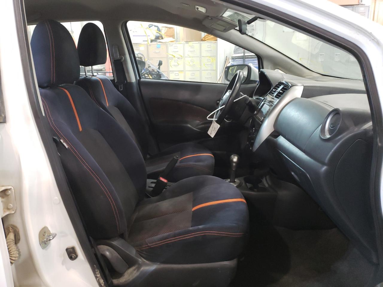 Photo 5 from auction – 2015 NISSAN VERSA NOTE with VIN 3N1CE2CP3FL439176