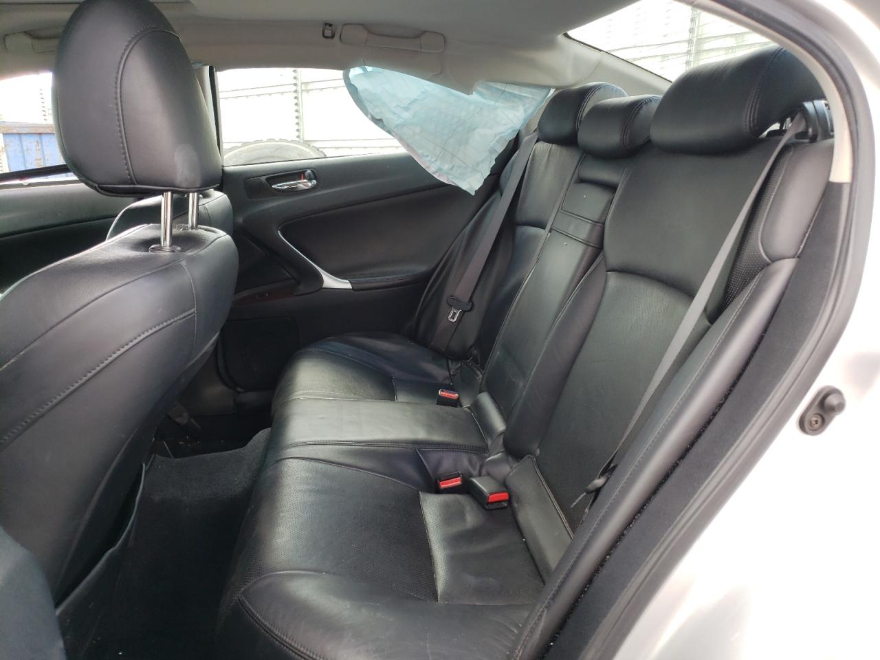 Photo 6 from auction – 2006 LEXUS IS 350 with VIN JTHBE262X65007580