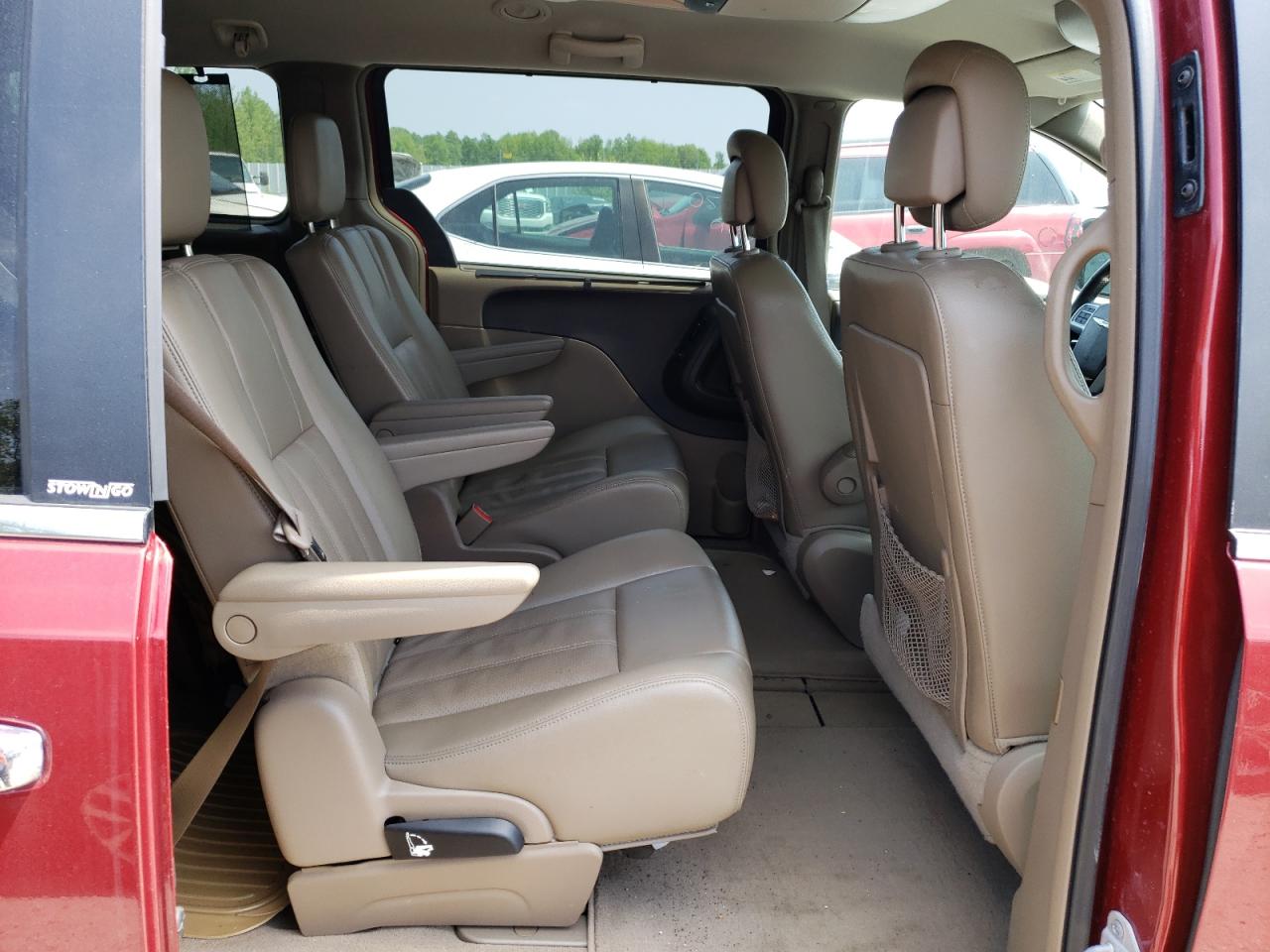 Photo 6 from auction – 2013 CHRYSLER TOWN & COU with VIN 2C4RC1CG6DR767277