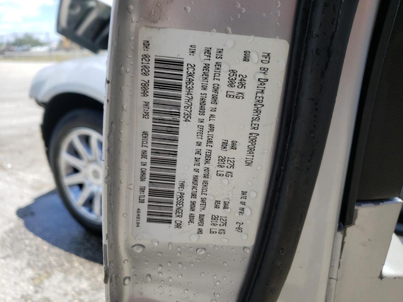 Photo 10 from auction – 2007 CHRYSLER 300C with VIN 2C3KA63H47H767354