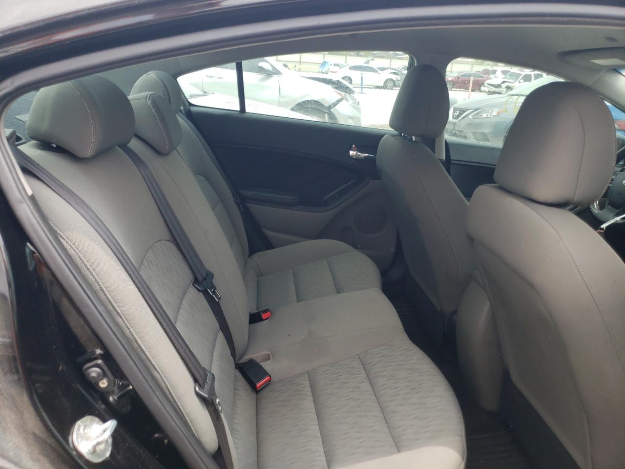 Photo 6 from auction – 2014 KIA FORTE LX with VIN KNAFK4A67E5141220