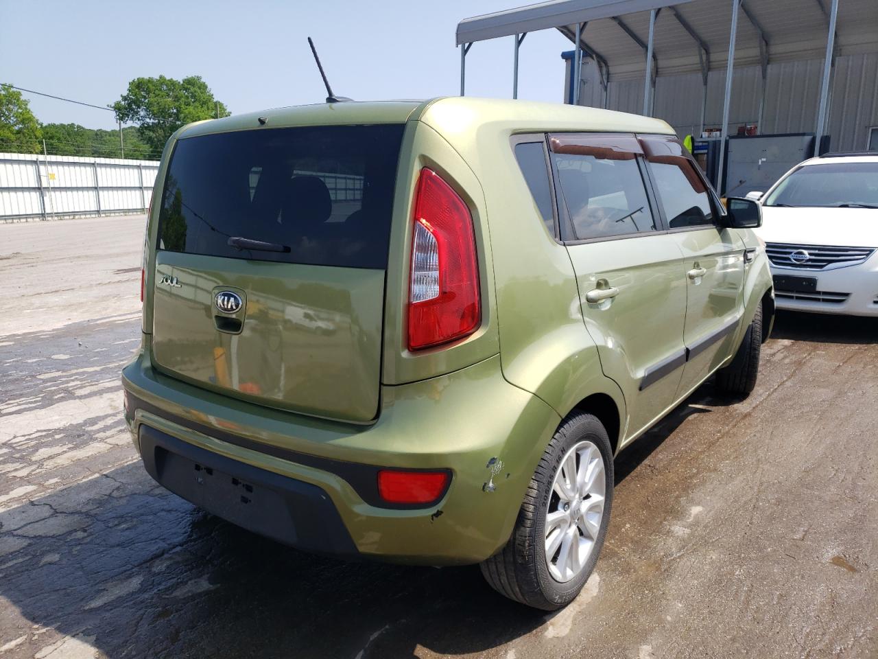 Photo 4 from auction – 2013 KIA SOUL with VIN KNDJT2A53D7601739