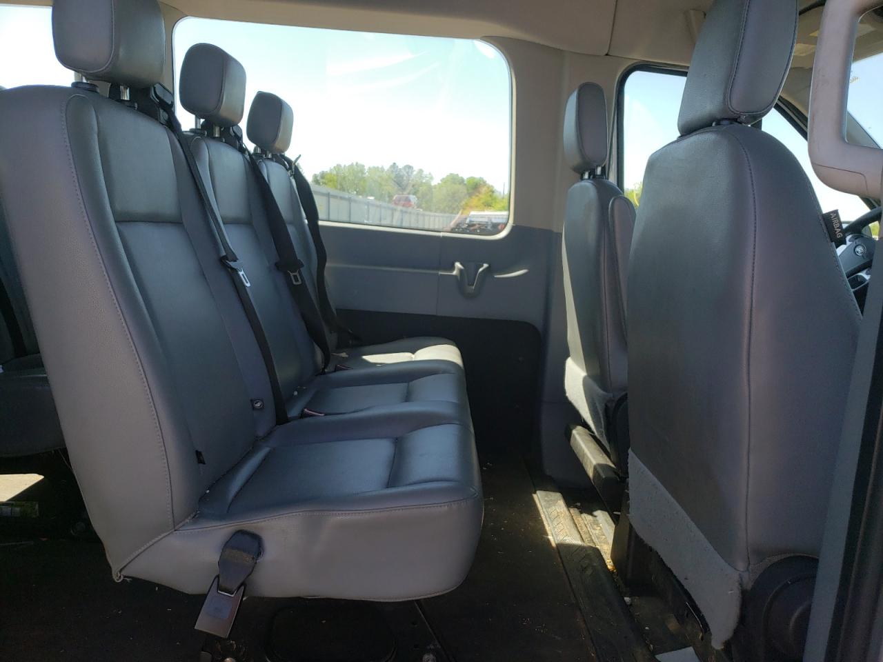 Photo 6 from auction – 2015 FORD TRANSIT T- with VIN 1FBZX2CM8FKA96510