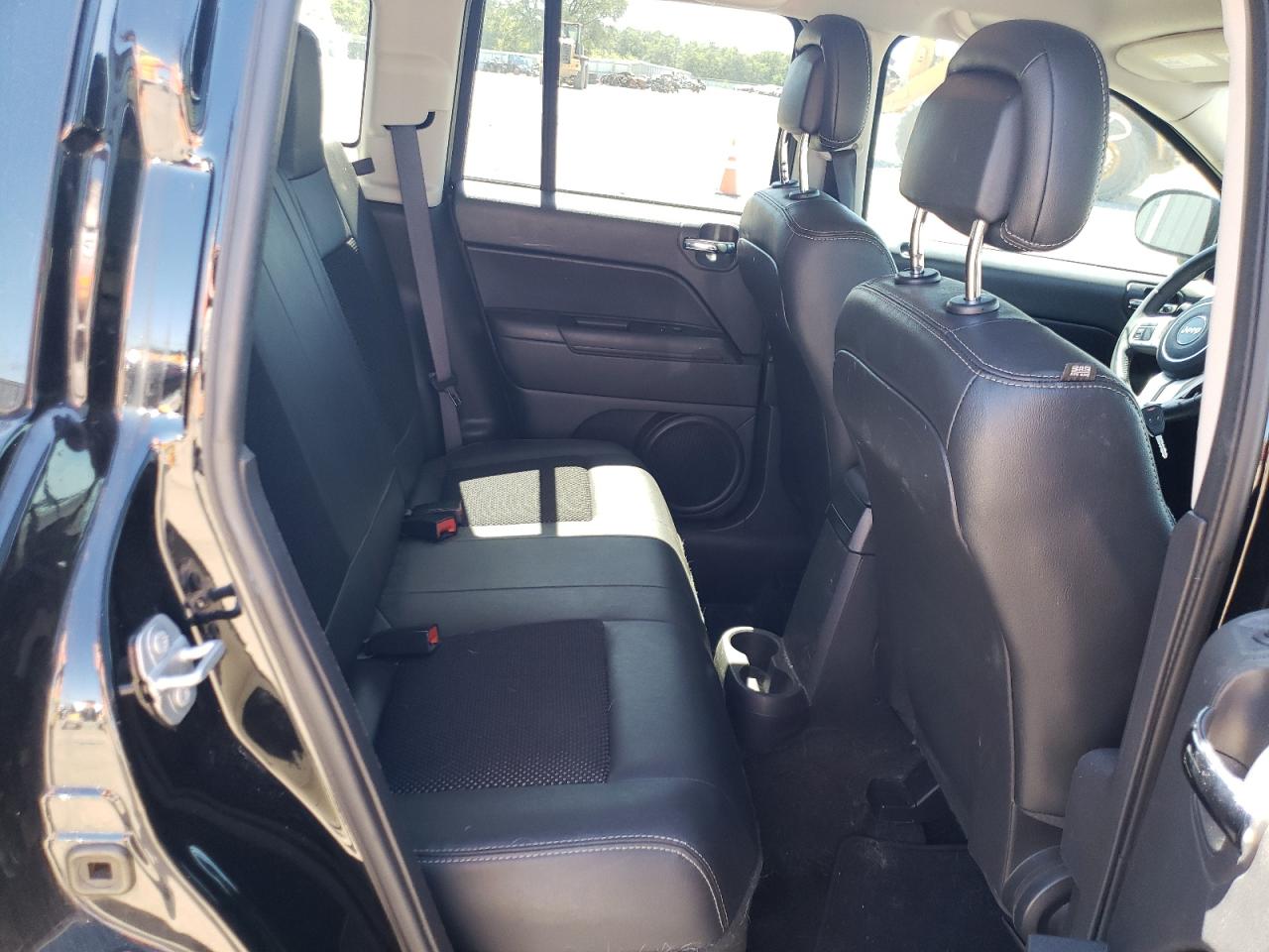 Photo 6 from auction – 2017 JEEP COMPASS SP with VIN 1C4NJCBA8HD156639
