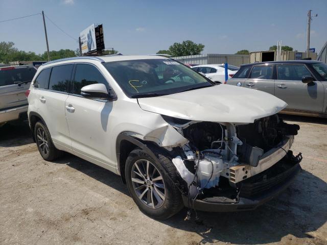 Foto 1 de la subasta – 2017 TOYOTA HIGHLANDER con VIN 5TDJZRFH4HS514339