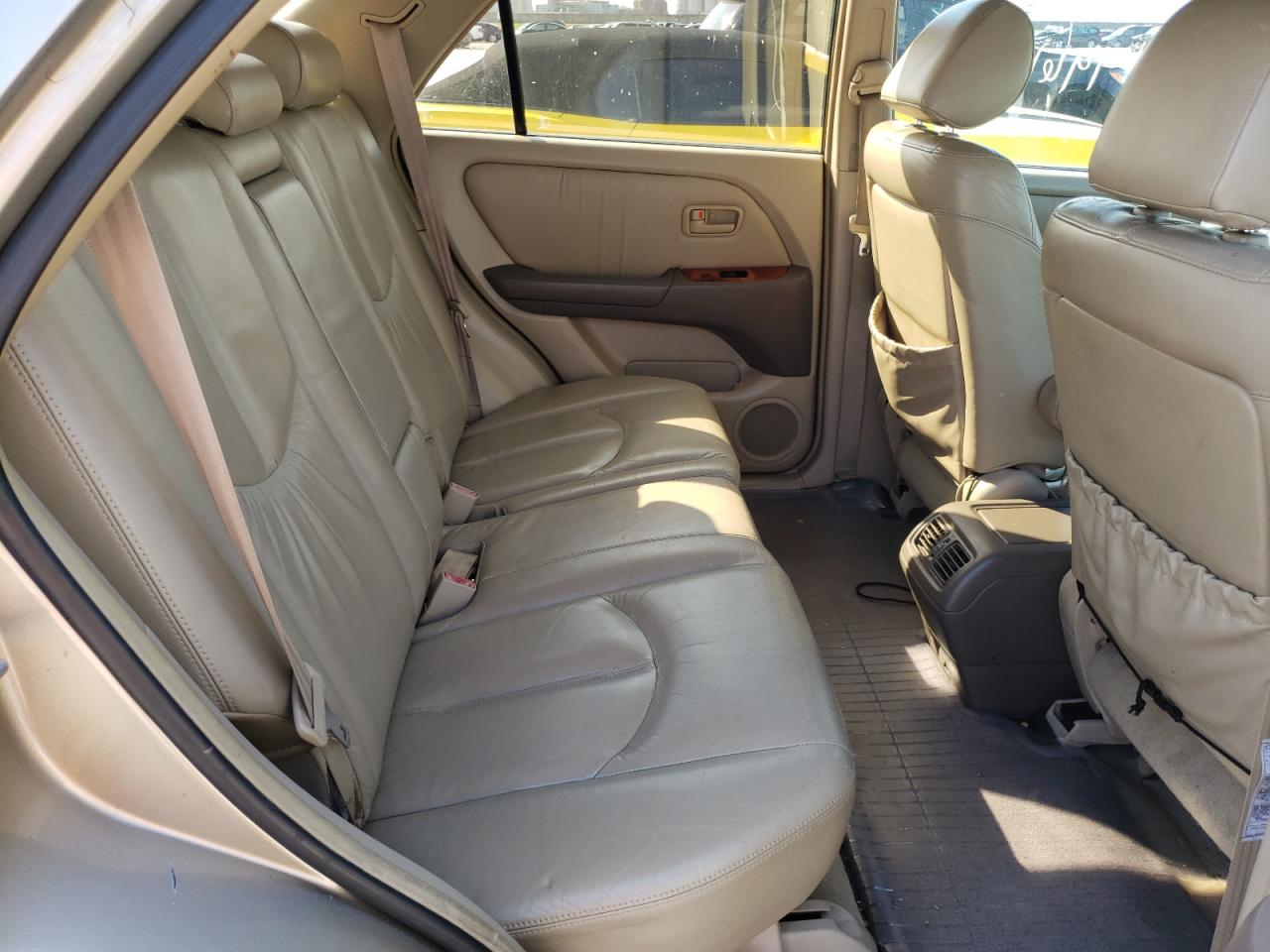 Photo 6 from auction – 2000 LEXUS RX 300 with VIN JT6GF10UXY0071358