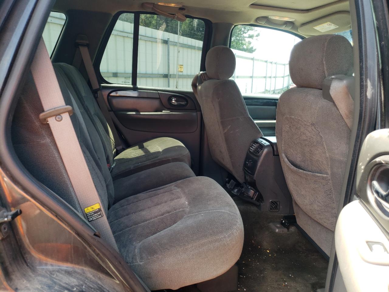 Photo 6 from auction – 2003 GMC ENVOY with VIN 1GKDT13S232380189