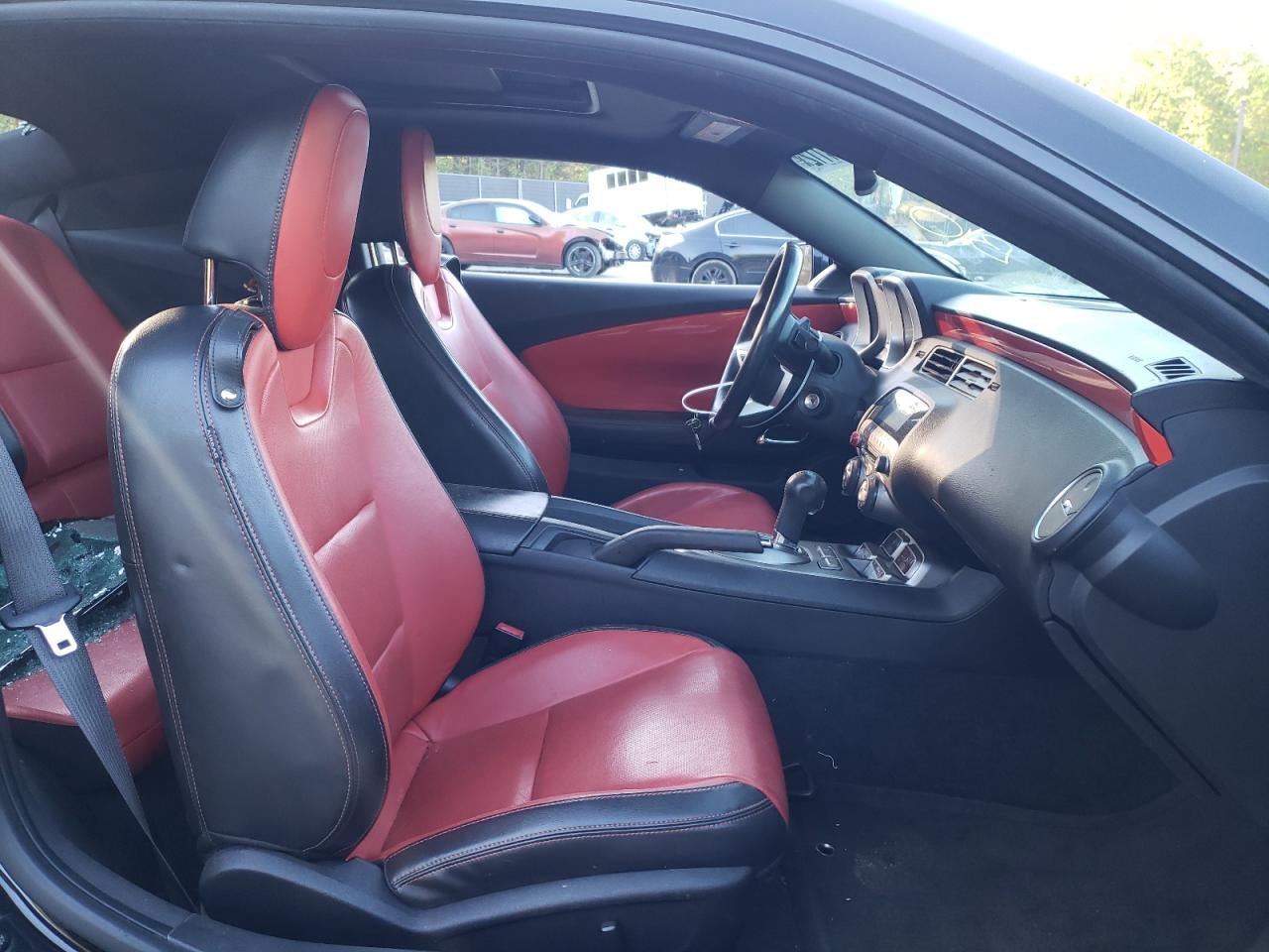Photo 5 from auction – 2011 CHEVROLET CAMARO LT with VIN 2G1FC1ED4B9180216