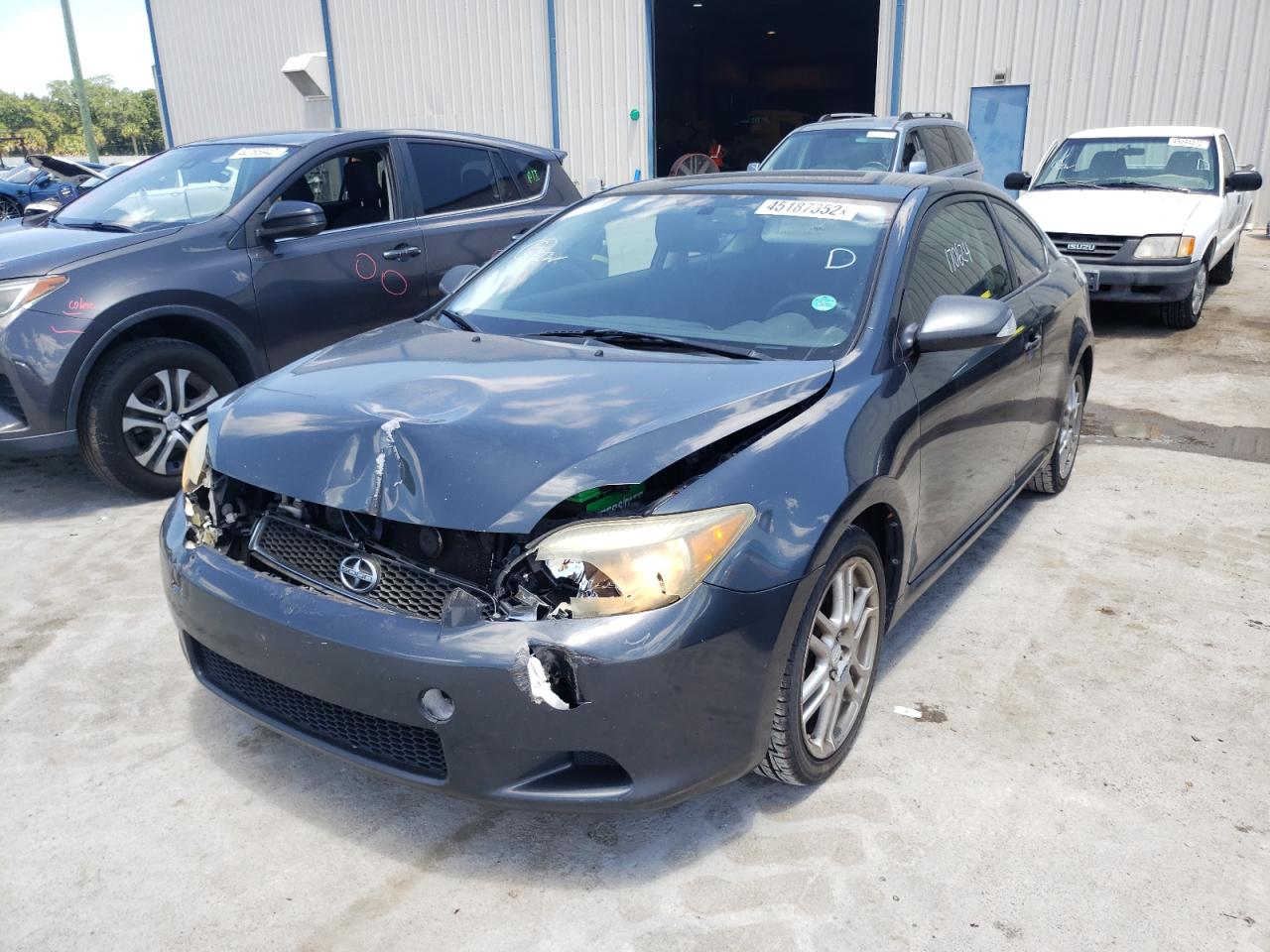 Photo 2 from auction – 2007 TOYOTA SCION TC with VIN JTKDE177070181793