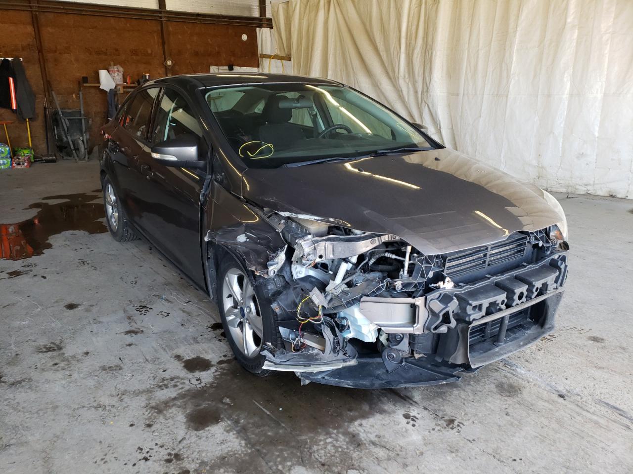 FORD FOCUS SE 2014 with VIN 1FADP3F27EL128576 - Photo from auction