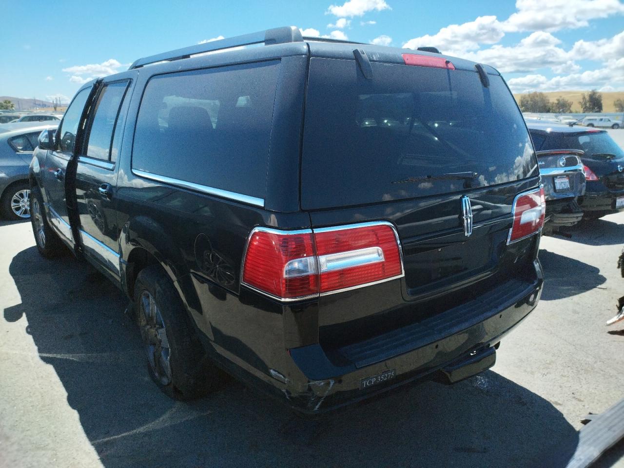 Photo 3 from auction – 2008 LINCOLN NAVIGATOR with VIN 5LMFL28598LJ08522