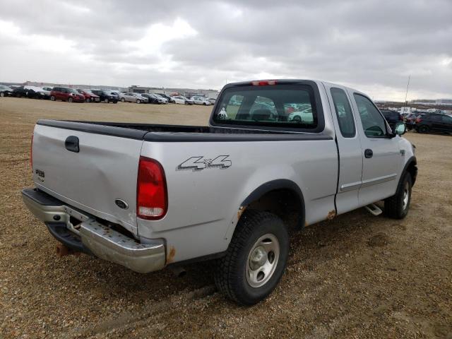 Photo 4 from auction – 2001 FORD F150 with VIN 2FTRX18W71CA95071