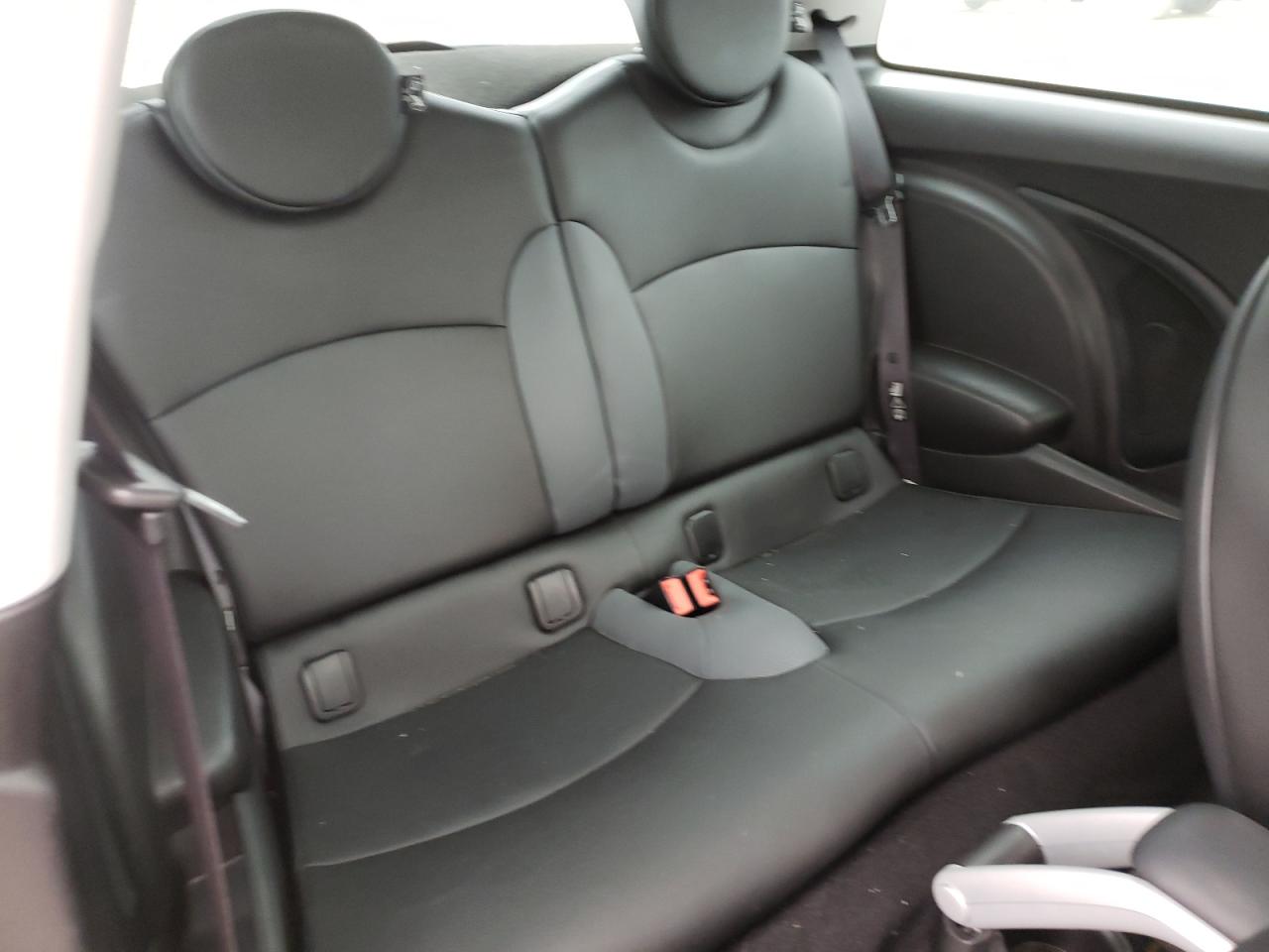 Photo 6 from auction – 2009 MINI COOPER S with VIN WMWMF73599TW85804