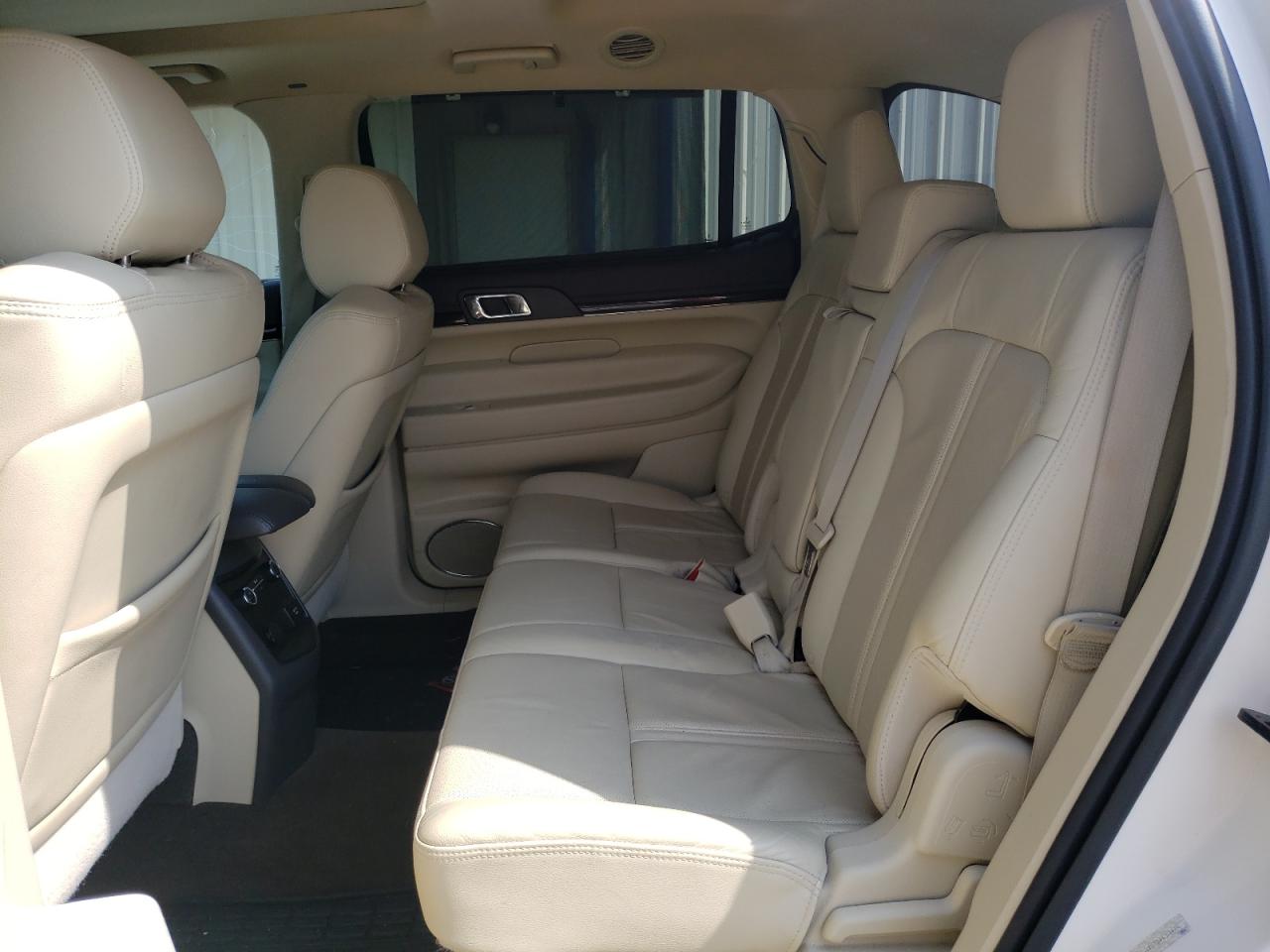 Photo 6 from auction – 2013 LINCOLN MKT with VIN 2LMHJ5FK7DBL53426