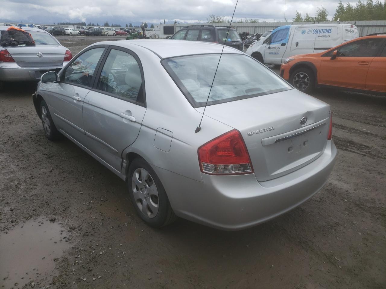 Photo 3 from auction – 2009 KIA SPECTRA EX with VIN KNAFE222195667940
