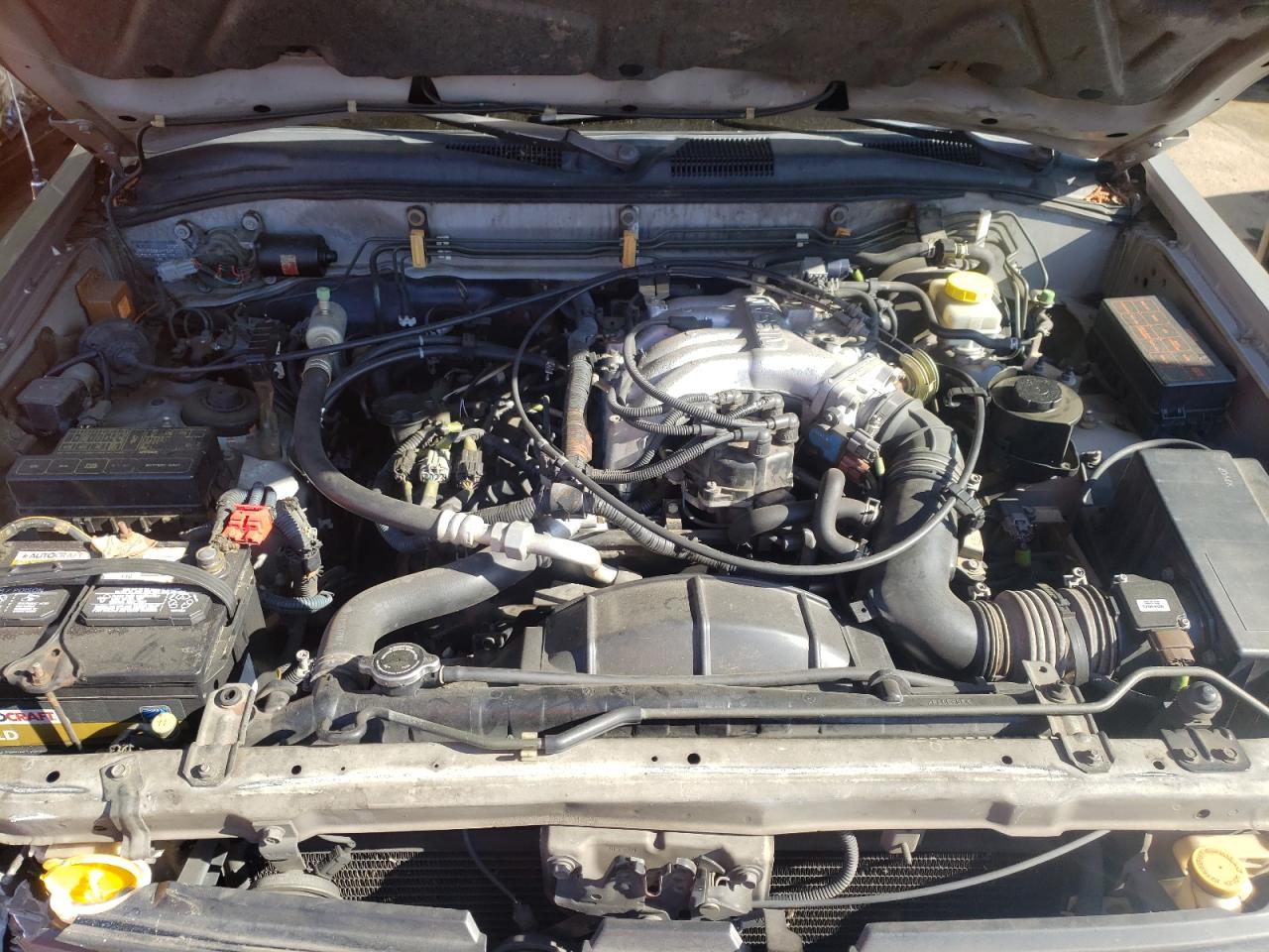 Photo 7 from auction – 1998 NISSAN PATHFINDER with VIN JN8AR05S1WW229141