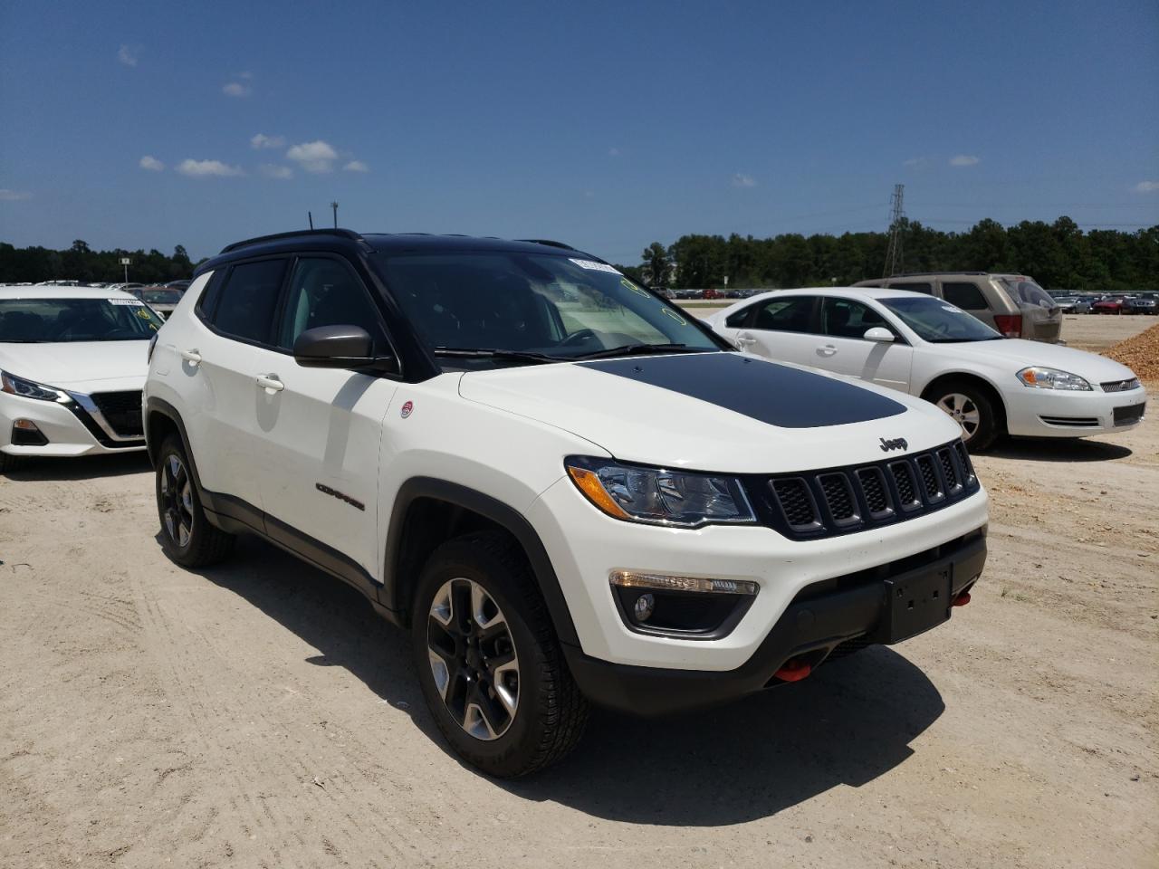 JEEP COMPASS TR 2018 with VIN 3C4NJDDB8JT210355 - Photo from auction
