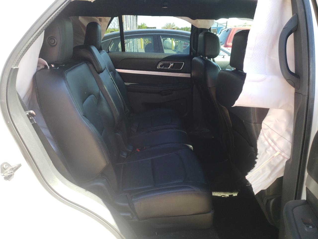 Photo 18 from auction – 2017 FORD EXPLORER X with VIN 1FM5K8D83HGD76009