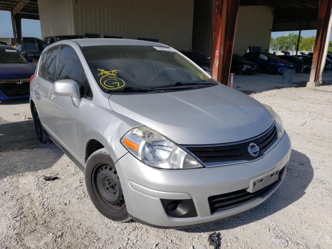 Photo 11 from auction – 2011 NISSAN VERSA S with VIN 3N1BC1CPXBL397143