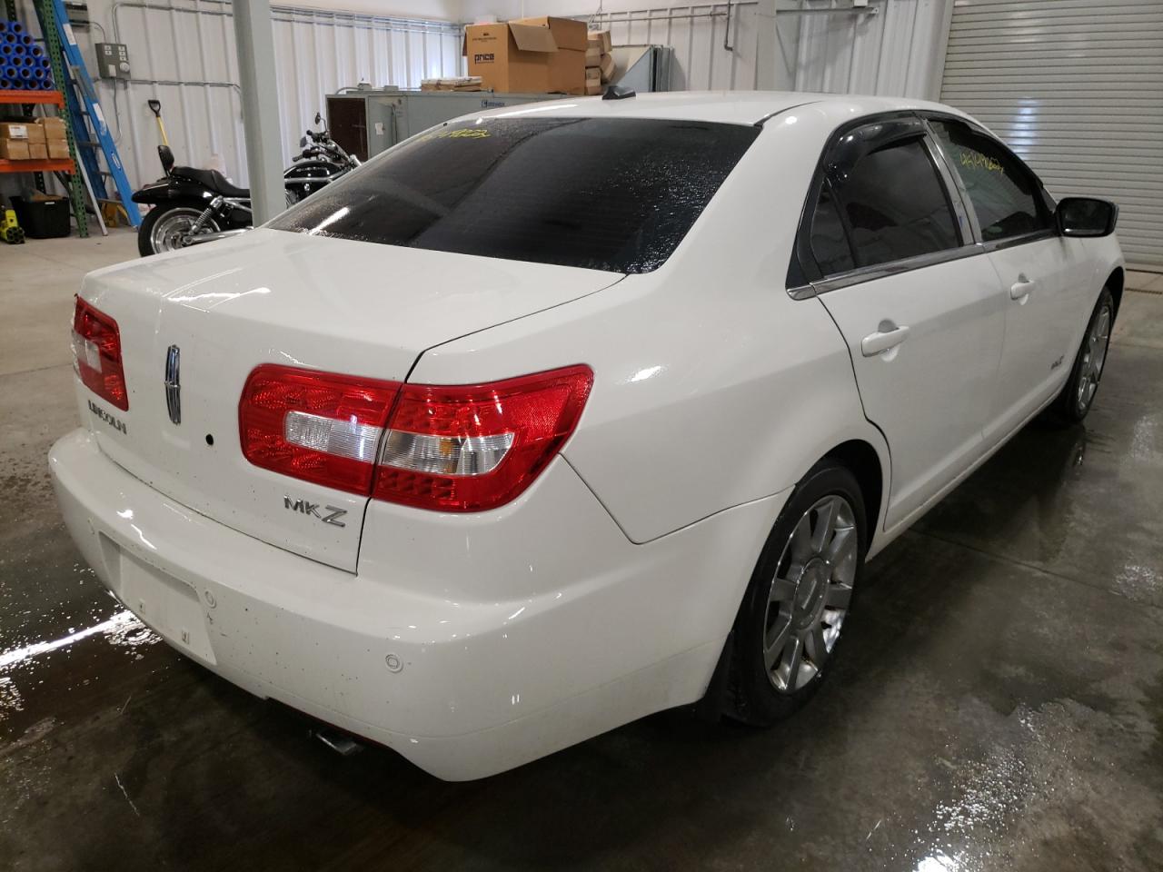 Zdjęcie 4 z aukcji – 2008 LINCOLN MKZ z VIN 3LNHM26T48R658786