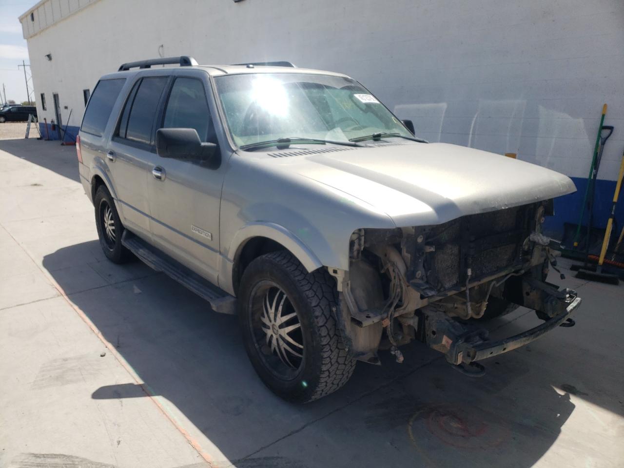 FORD EXPEDITION 2008 with VIN 1FMFU16508LA79053 - Photo from auction
