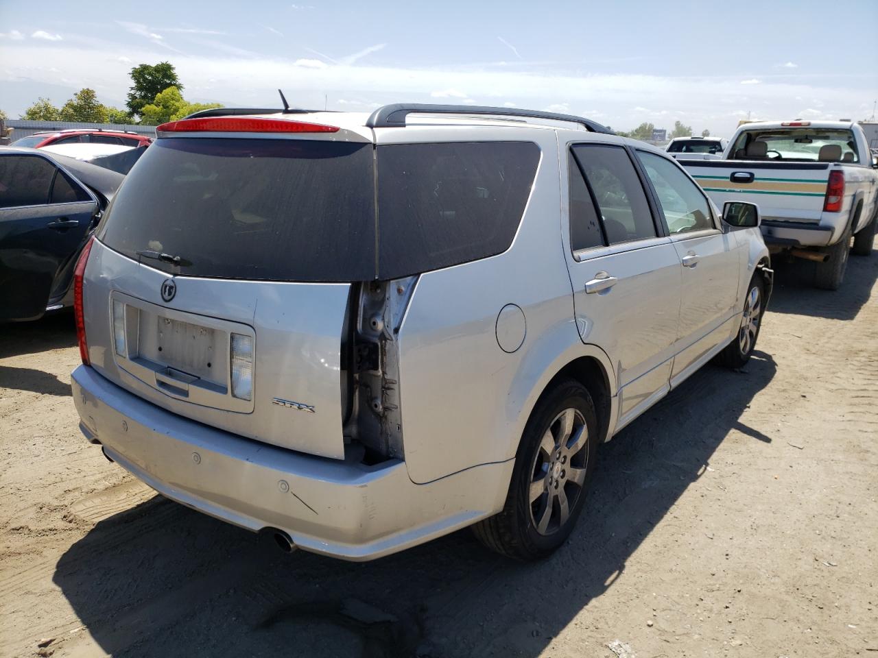 Photo 4 from auction – 2008 CADILLAC SRX with VIN 1GYEE637780135131