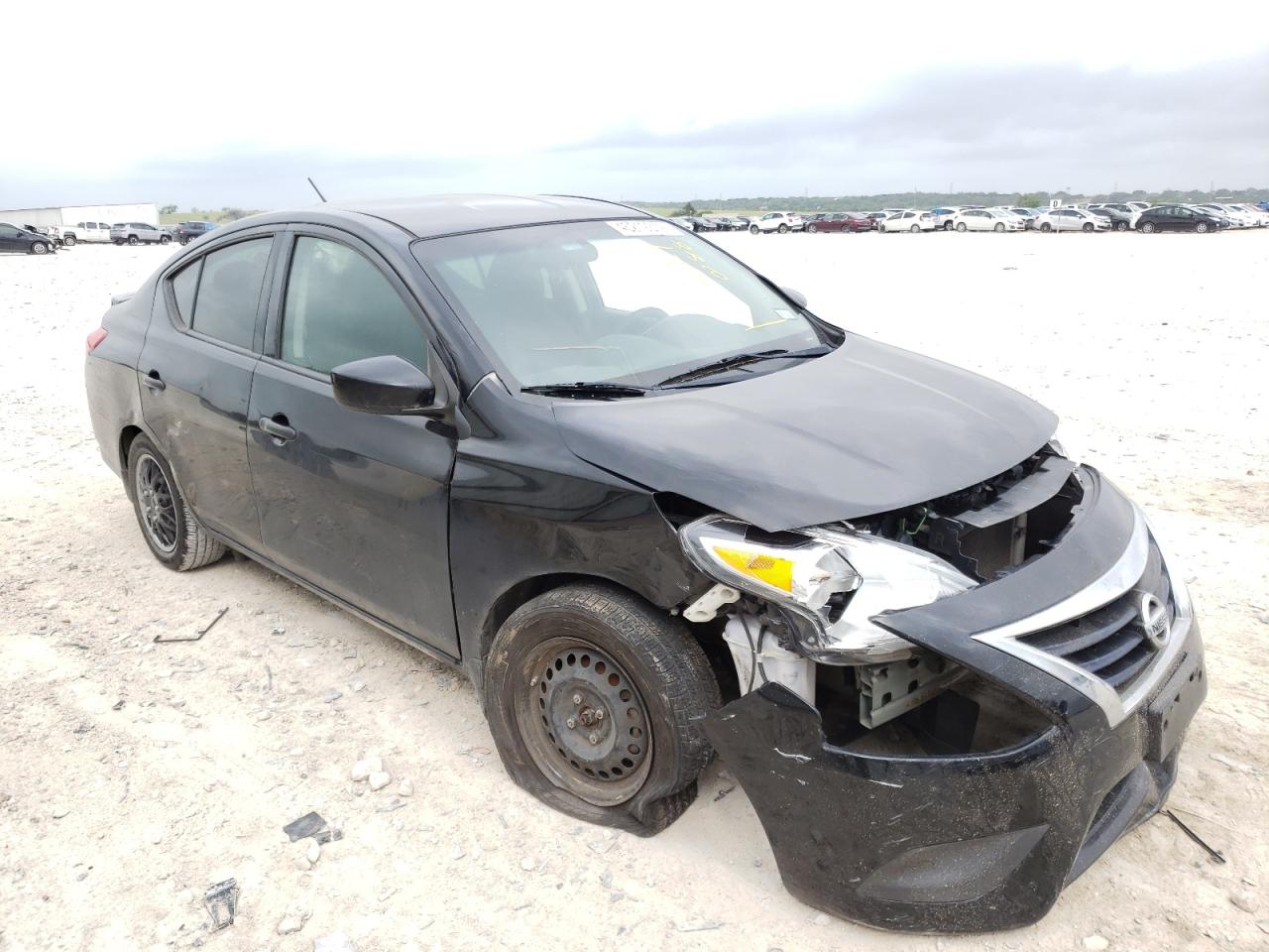 NISSAN VERSA S 2016 with VIN 3N1CN7AP4GL829088 - Photo from auction