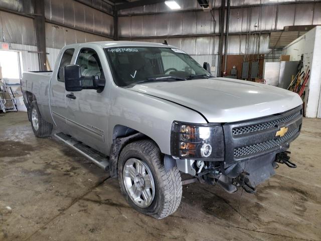 CHEVROLET SILVERADO 2013 with VIN 1GCRKSE79DZ413376 - Photo from auction