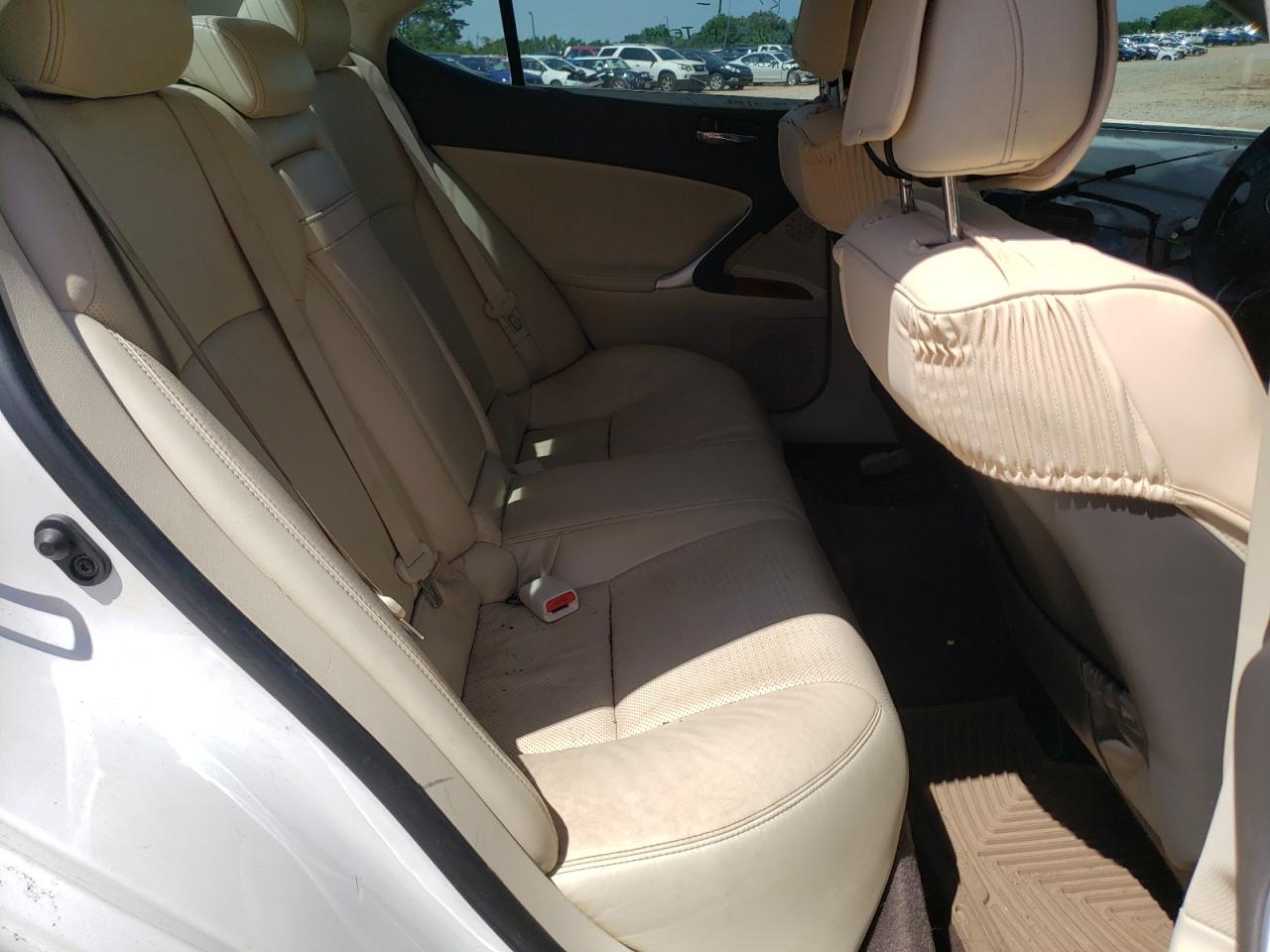 Photo 6 from auction – 2009 LEXUS IS 250 with VIN JTHBK262095092037