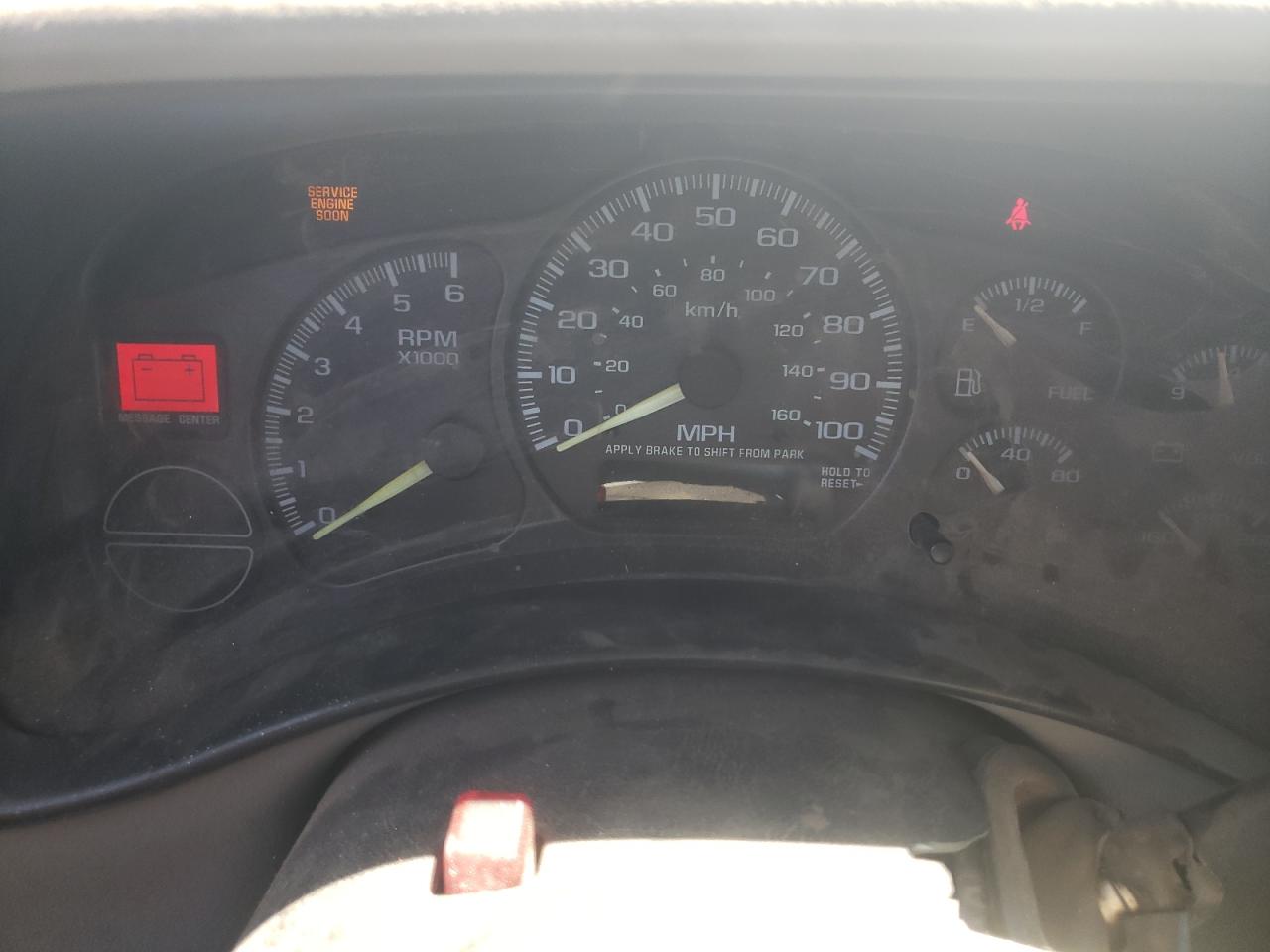 Photo 8 from auction – 2000 CHEVROLET SILVERADO with VIN 2GCEC19TXY1174917